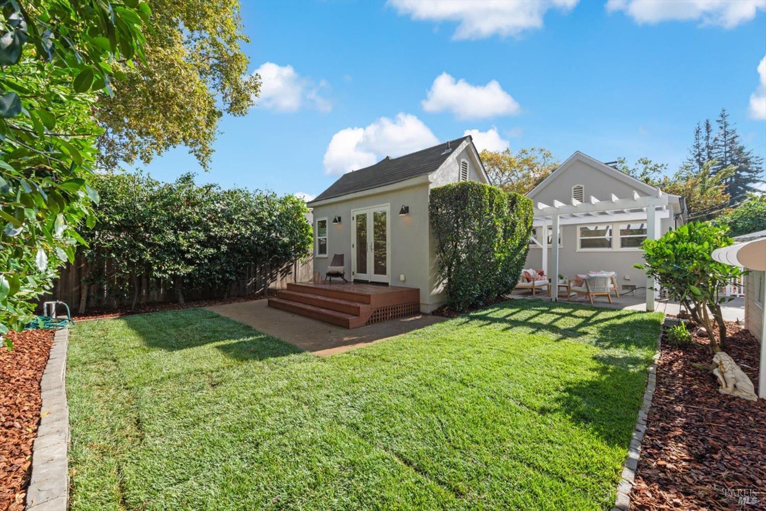 527 Monroe Street Napa CA 94559