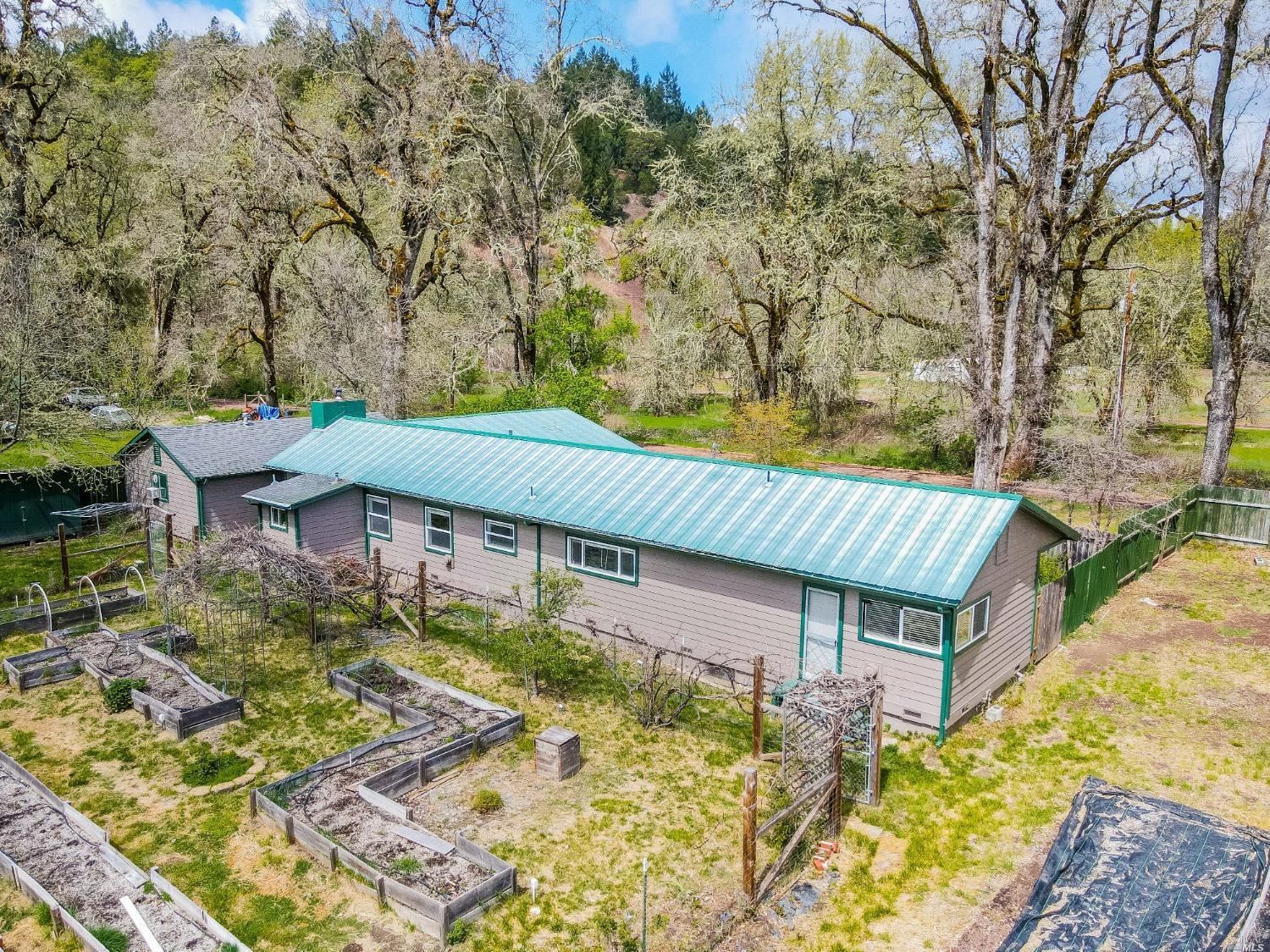 251 Davidson Lane Laytonville CA 95454
