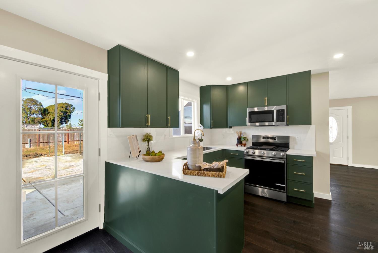 15 Falcon Drive Vallejo CA 94589