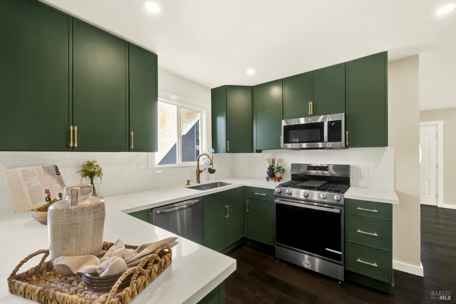 15 Falcon Drive Vallejo CA 94589