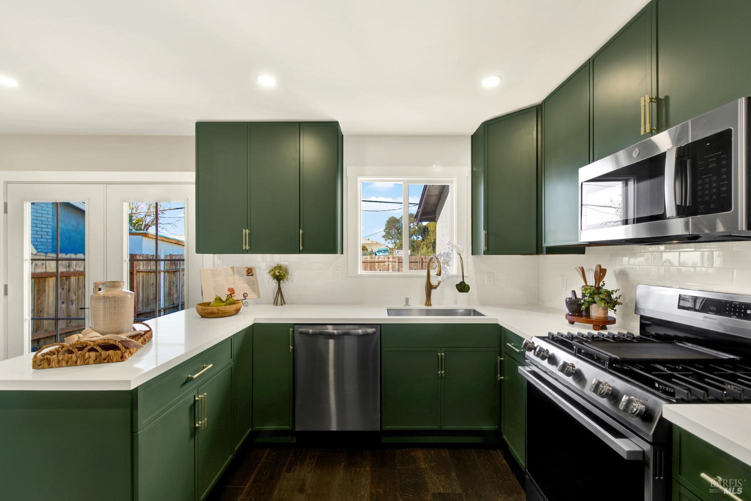 15 Falcon Drive Vallejo CA 94589
