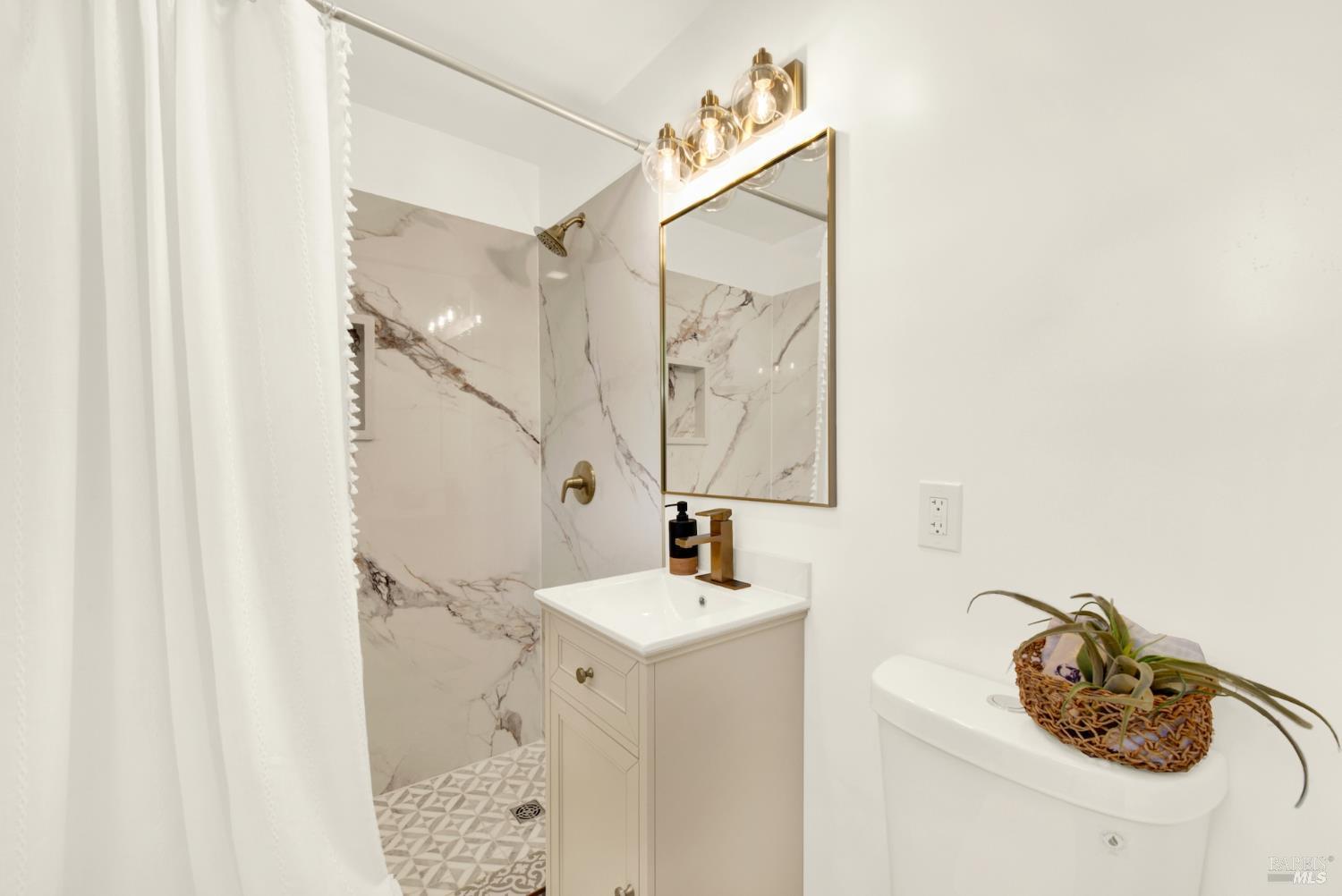 15 Falcon Drive Vallejo CA 94589