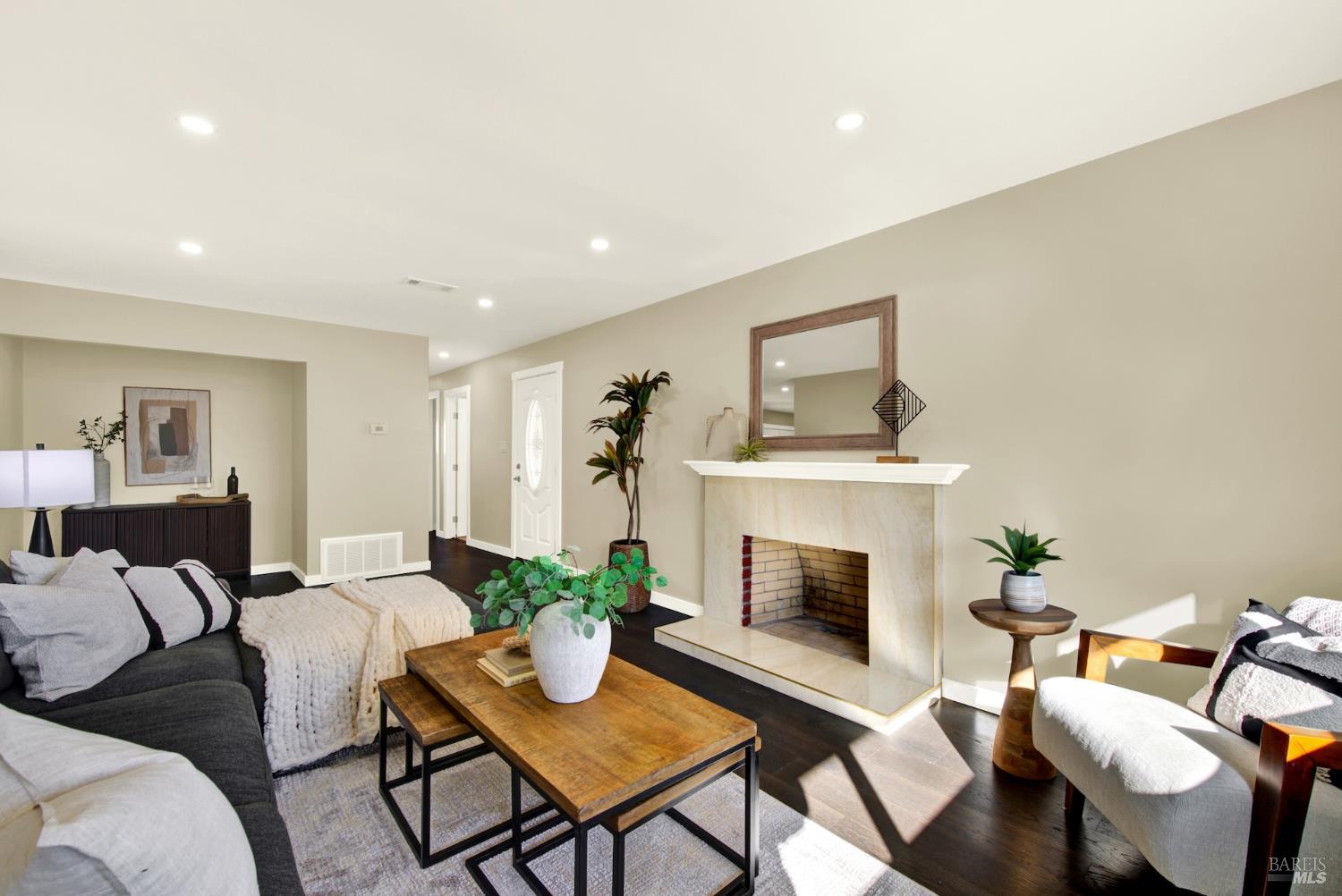 15 Falcon Drive Vallejo CA 94589