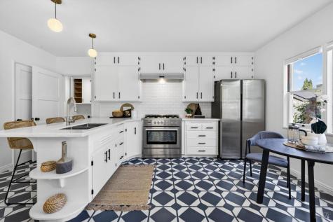 2211 Humboldt Street Santa Rosa CA 95404
