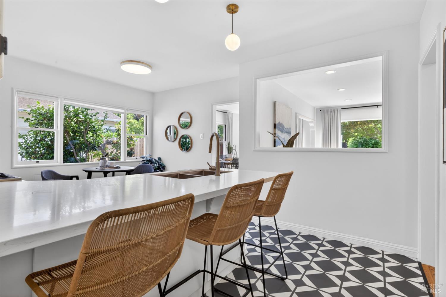 2211 Humboldt Street Santa Rosa CA 95404