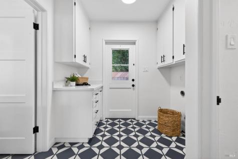 2211 Humboldt Street Santa Rosa CA 95404