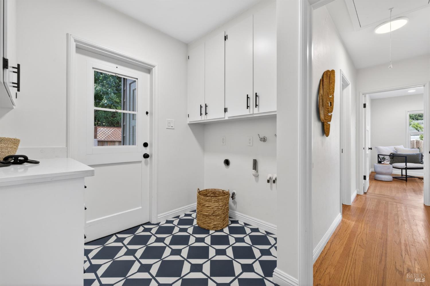 2211 Humboldt Street Santa Rosa CA 95404
