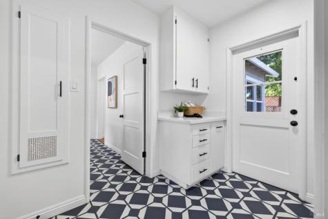2211 Humboldt Street Santa Rosa CA 95404