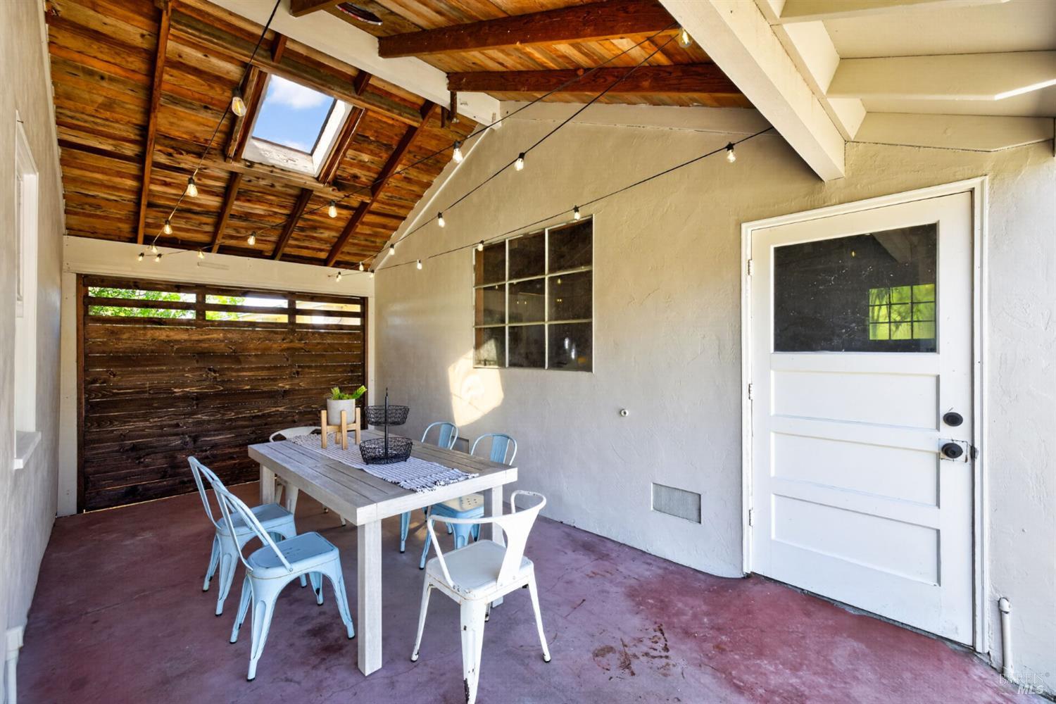 2211 Humboldt Street Santa Rosa CA 95404
