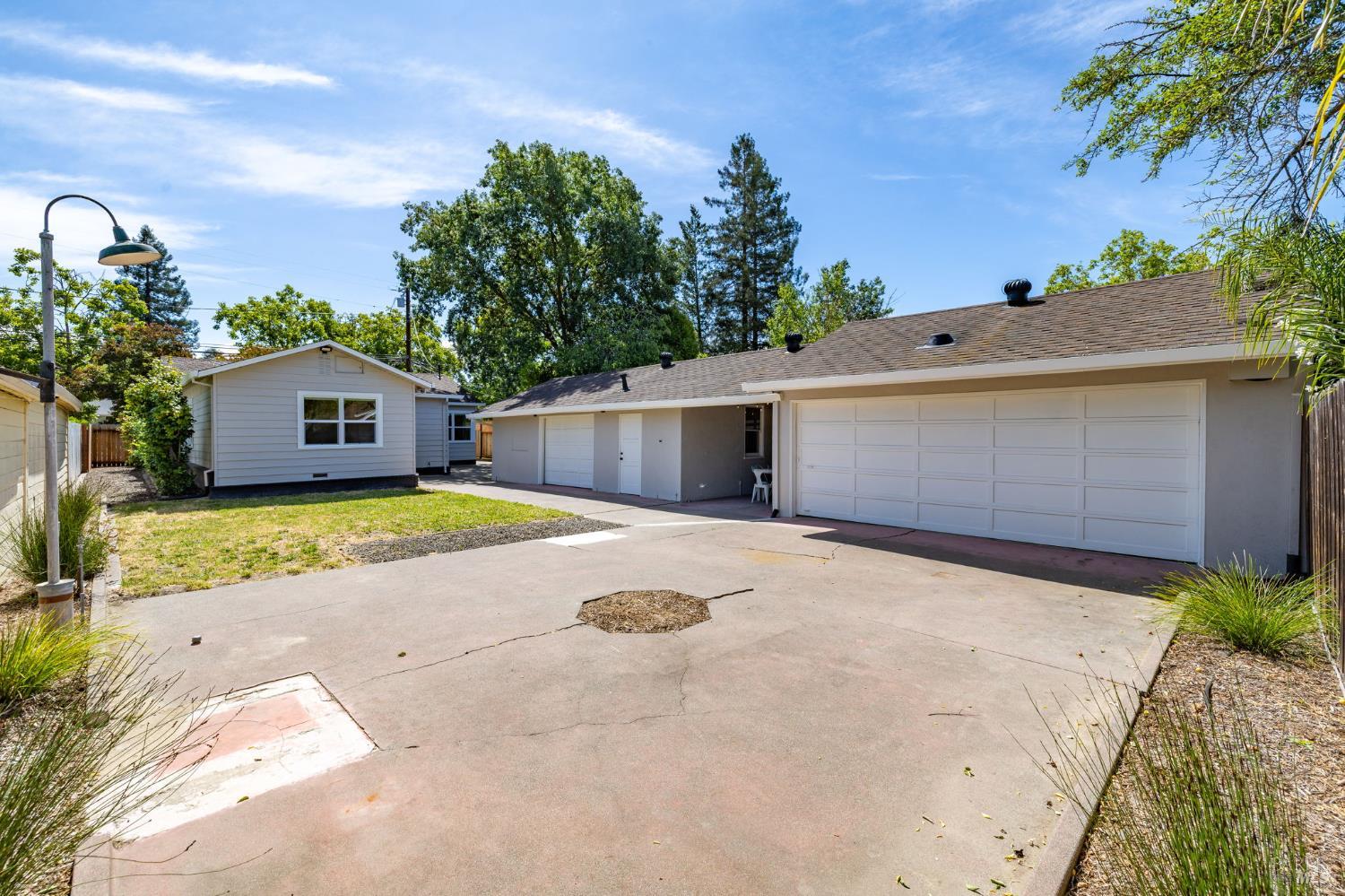2211 Humboldt Street Santa Rosa CA 95404
