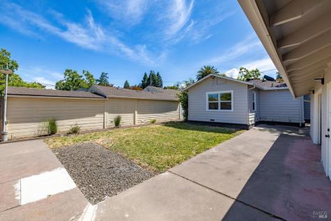 2211 Humboldt Street Santa Rosa CA 95404