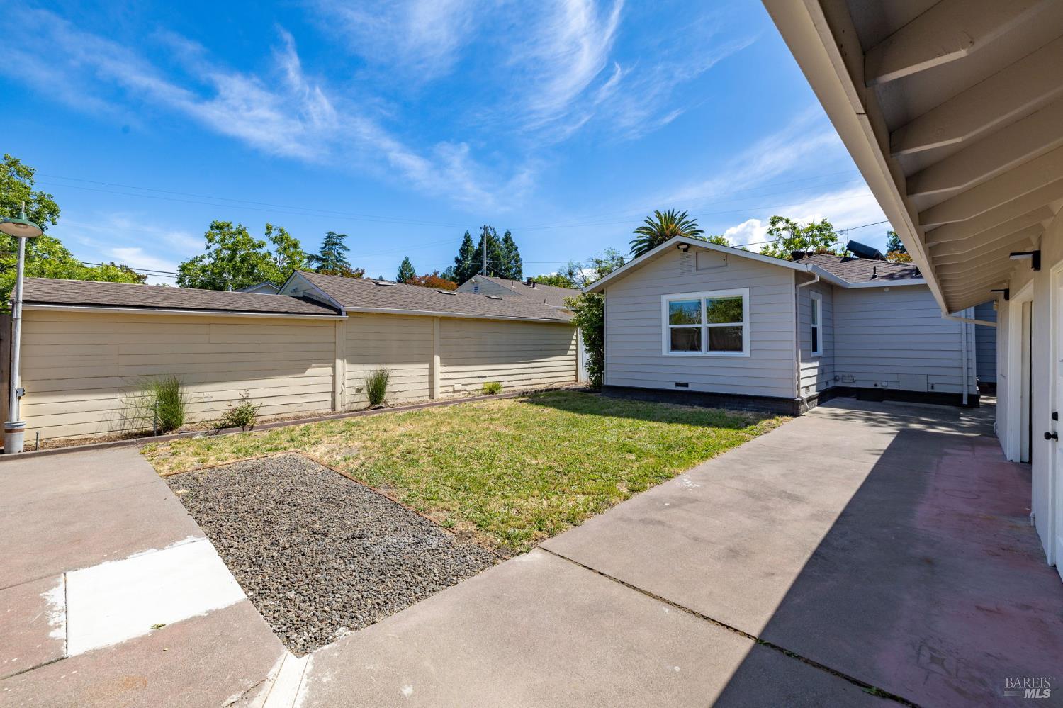 2211 Humboldt Street Santa Rosa CA 95404