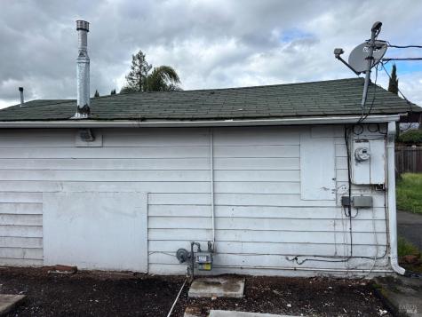 1427 Russell Avenue Santa Rosa CA 95403