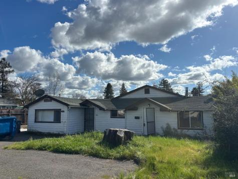 1427 Russell Avenue Santa Rosa CA 95403