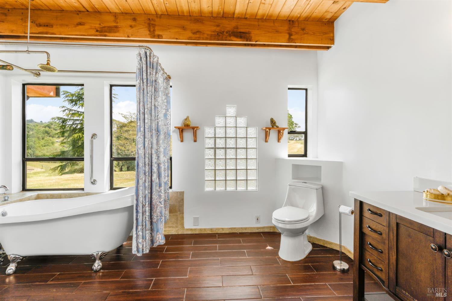 4610 Feliz Creek Road Hopland CA 95449