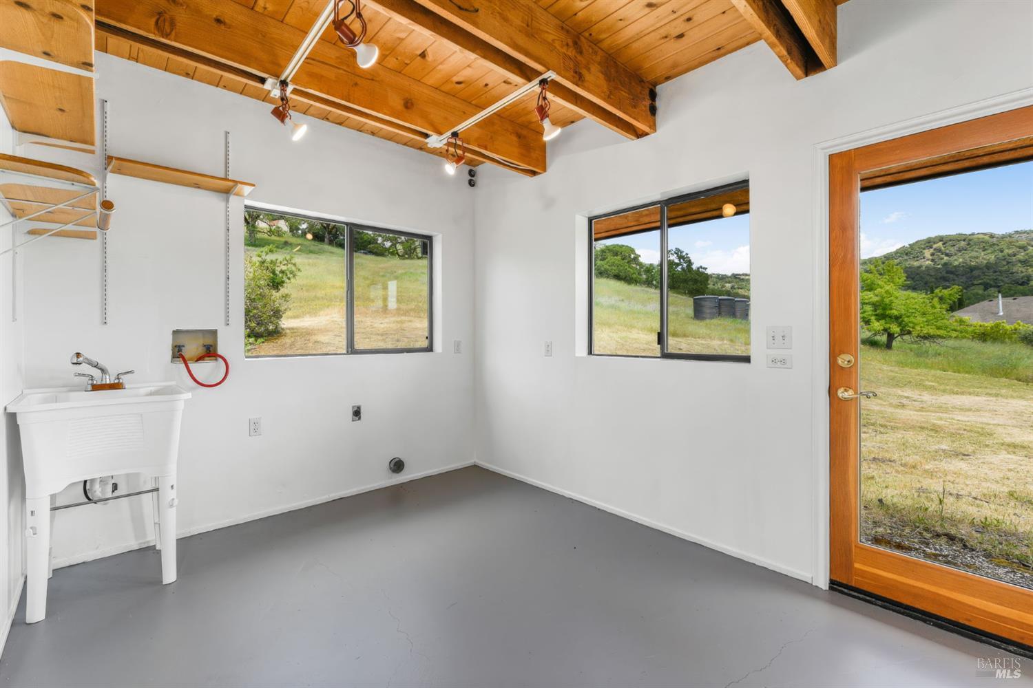 4610 Feliz Creek Road Hopland CA 95449