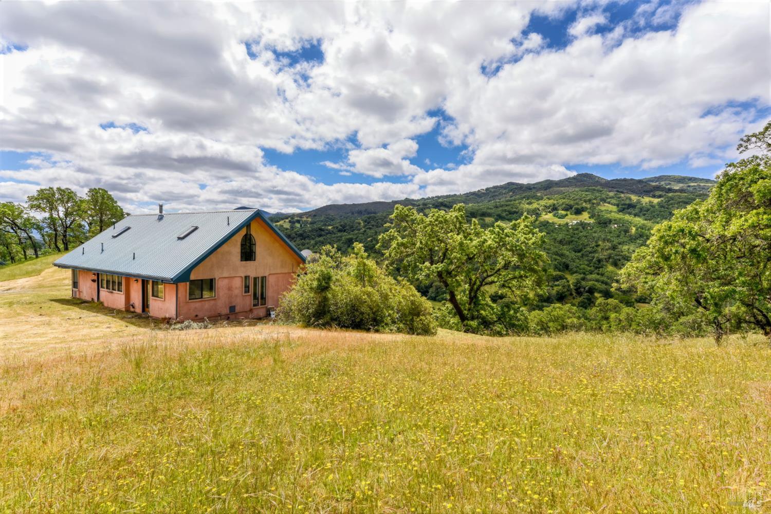 4610 Feliz Creek Road Hopland CA 95449