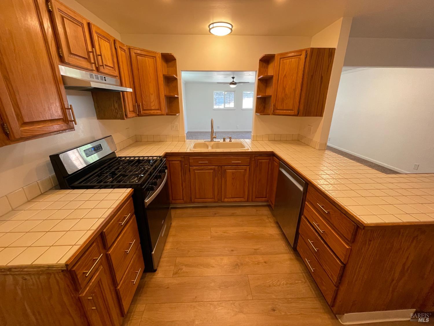 117 Greeves Street Vallejo CA 94591