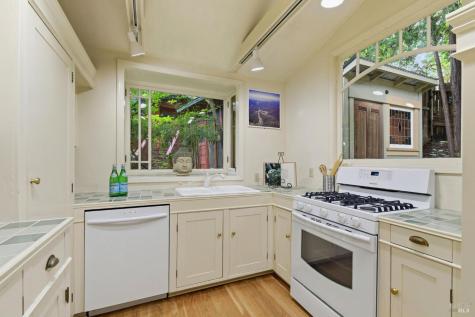 15740 Morningside Drive Guerneville CA 95446