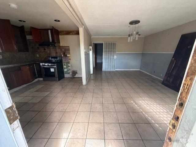 697 Nevada Street Oakland CA 94603
