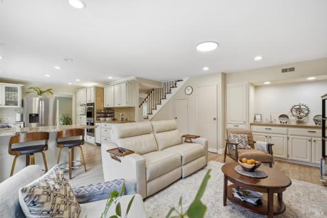 26 Brassie Court Novato CA 94949