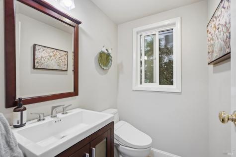 26 Brassie Court Novato CA 94949