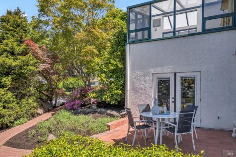 3975 Chanate Road Santa Rosa CA 95404