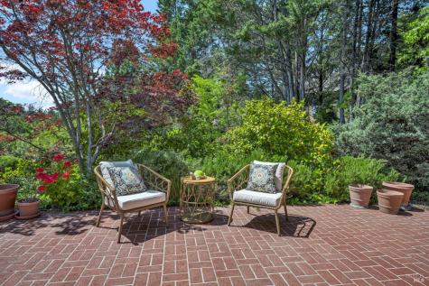 3975 Chanate Road Santa Rosa CA 95404