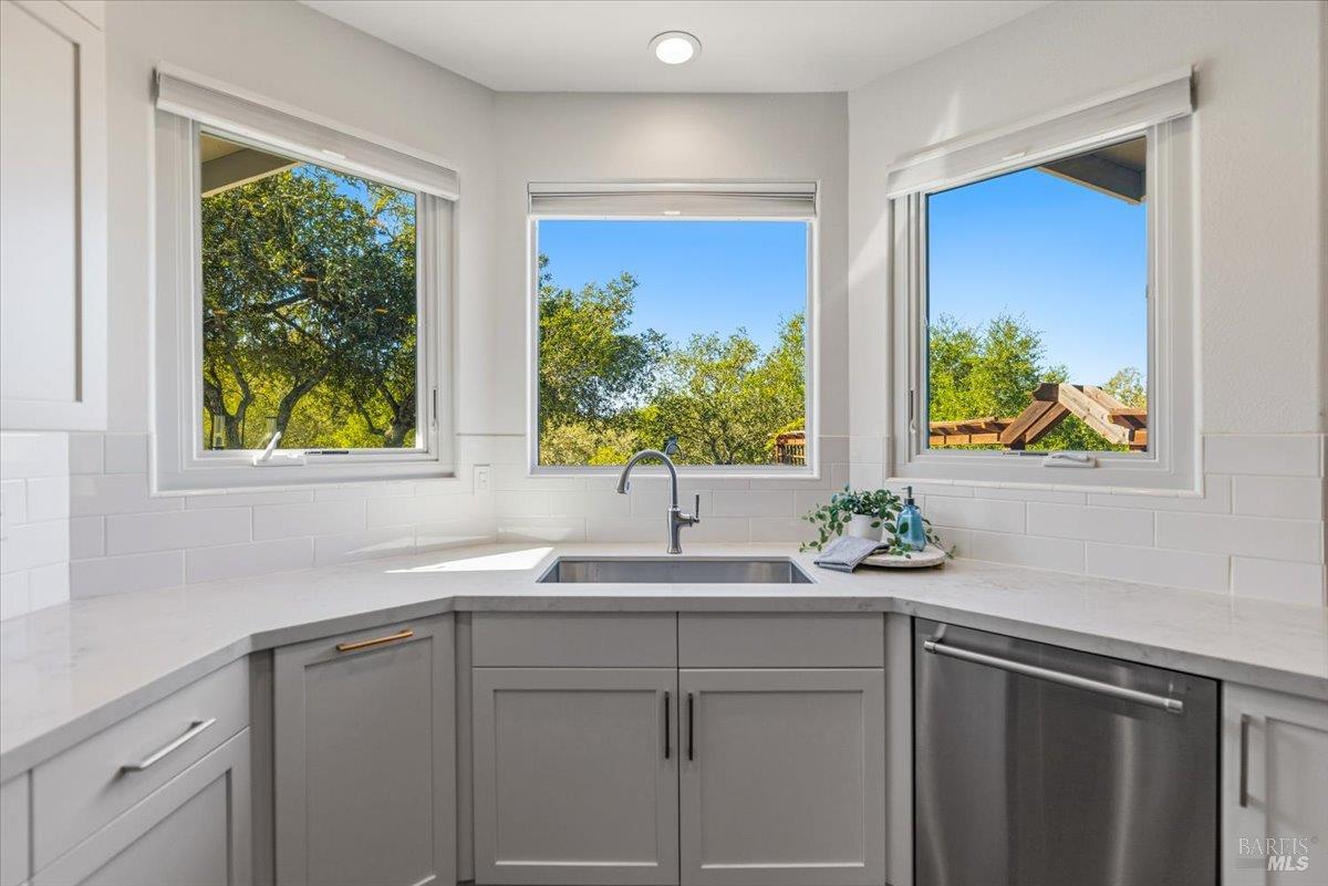 434 Alexander Valley Road Healdsburg CA 95448