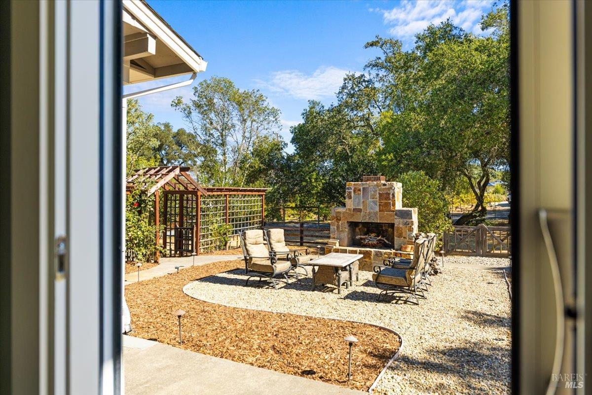 434 Alexander Valley Road Healdsburg CA 95448