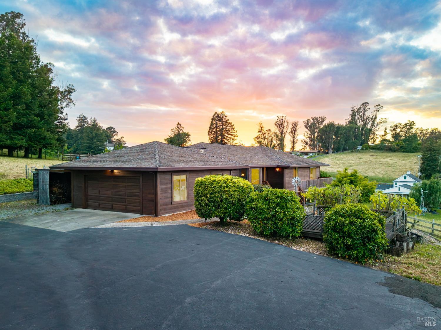 8969 Cypress Avenue Cotati CA 94931
