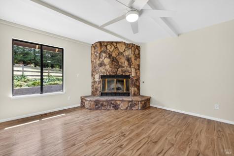 8969 Cypress Avenue Cotati CA 94931