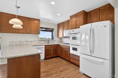 8969 Cypress Avenue Cotati CA 94931
