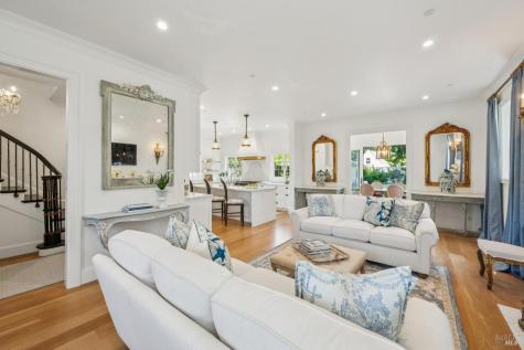 853 D Street Petaluma CA 94952