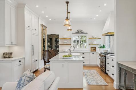 853 D Street Petaluma CA 94952