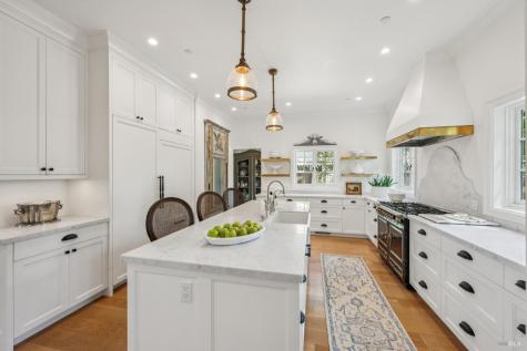 853 D Street Petaluma CA 94952