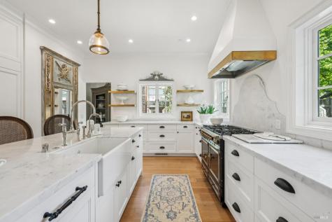 853 D Street Petaluma CA 94952