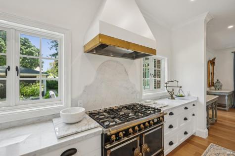 853 D Street Petaluma CA 94952