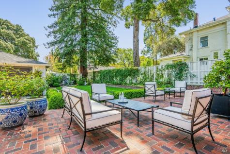 853 D Street Petaluma CA 94952