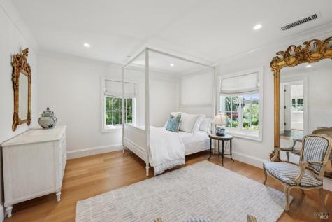 853 D Street Petaluma CA 94952