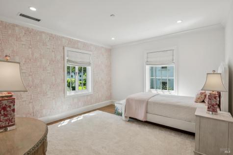853 D Street Petaluma CA 94952