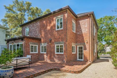 853 D Street Petaluma CA 94952