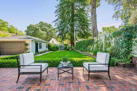 853 D Street Petaluma CA 94952