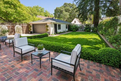 853 D Street Petaluma CA 94952