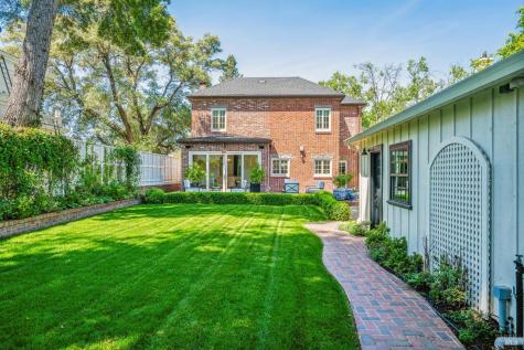 853 D Street Petaluma CA 94952