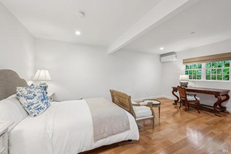 853 D Street Petaluma CA 94952