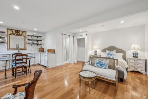 853 D Street Petaluma CA 94952