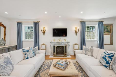 853 D Street Petaluma CA 94952