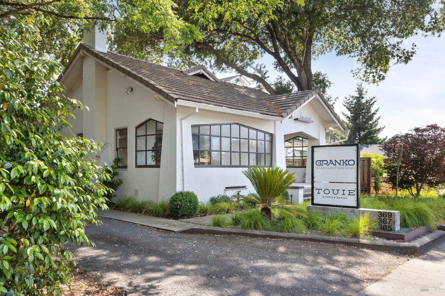 369 W Napa Street Sonoma CA 95476