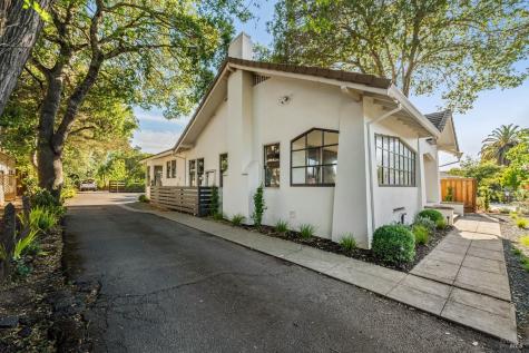 369 W Napa Street Sonoma CA 95476